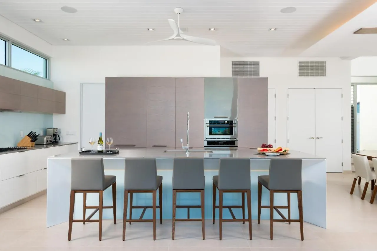 Beach Enclave Grace Bay