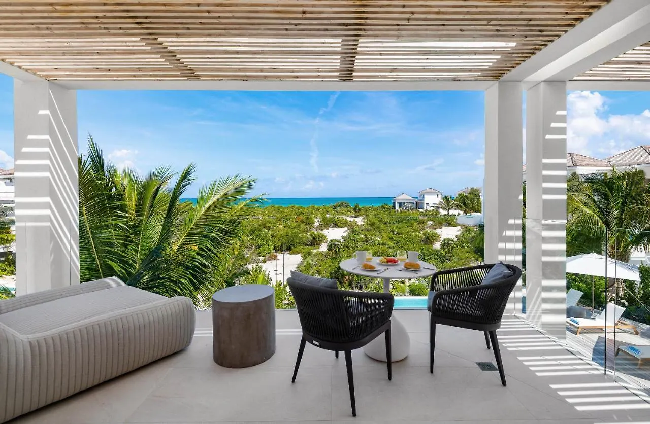 Beach Enclave Grace Bay Resort