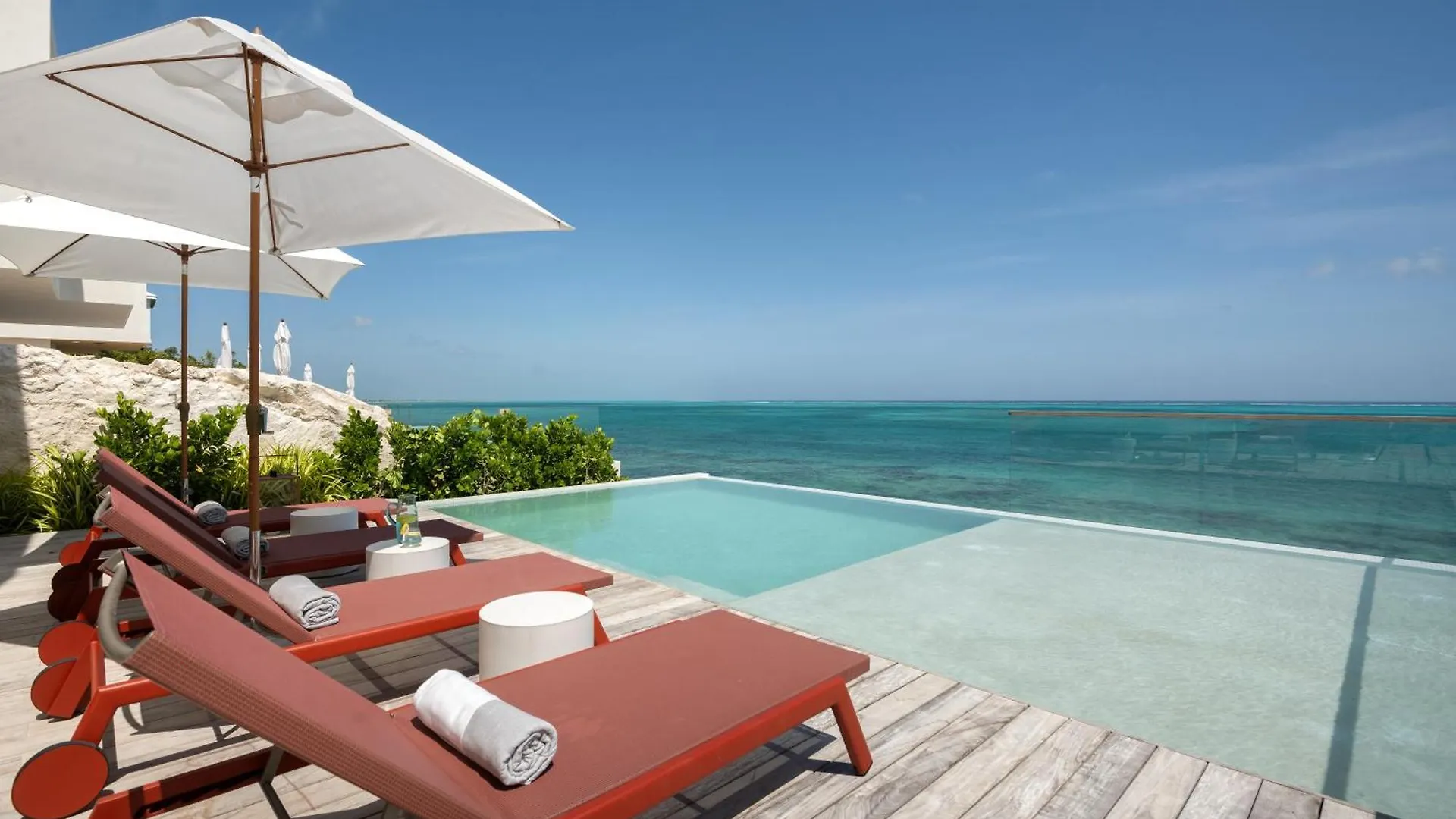 Beach Enclave Grace Bay Turks And Caicos Islands