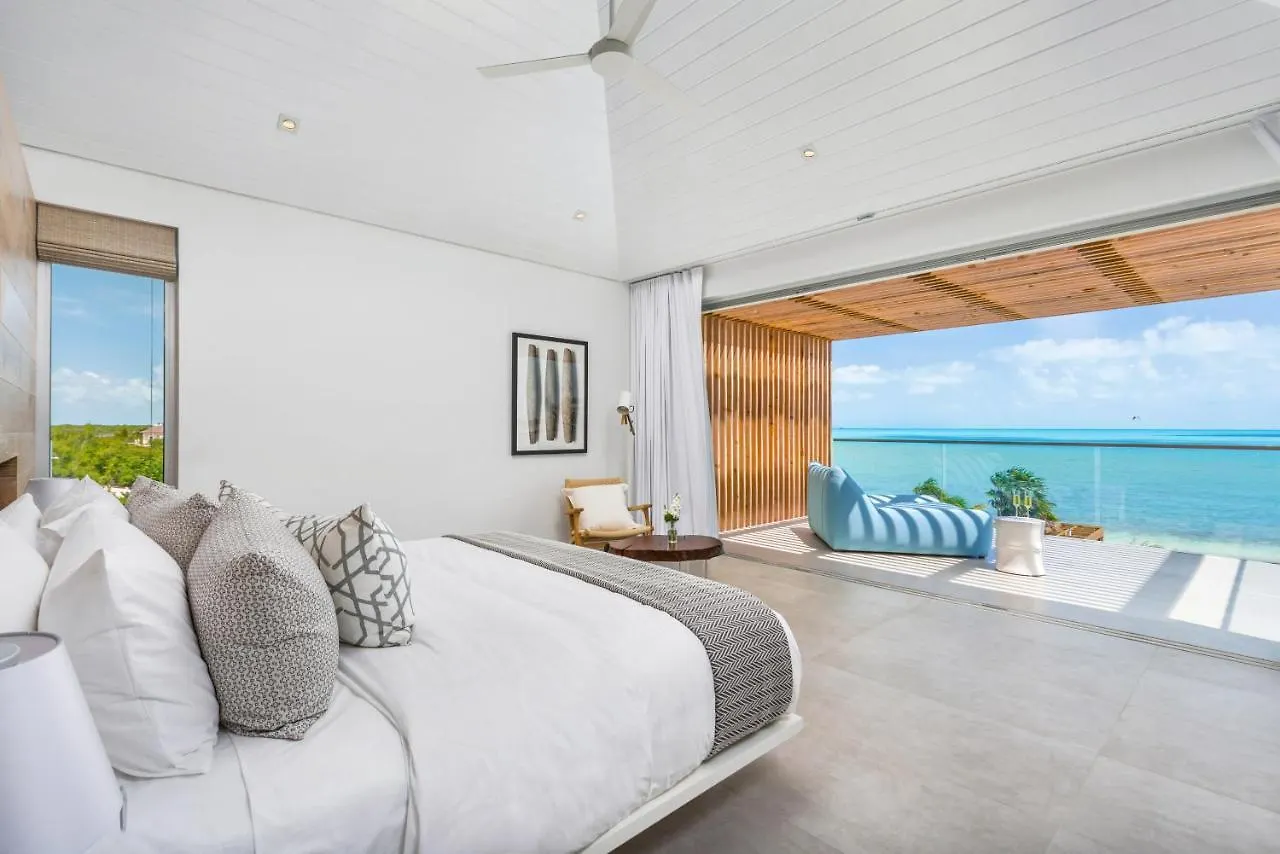 Beach Enclave Grace Bay