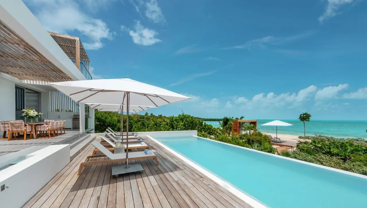 Beach Enclave Grace Bay Resort