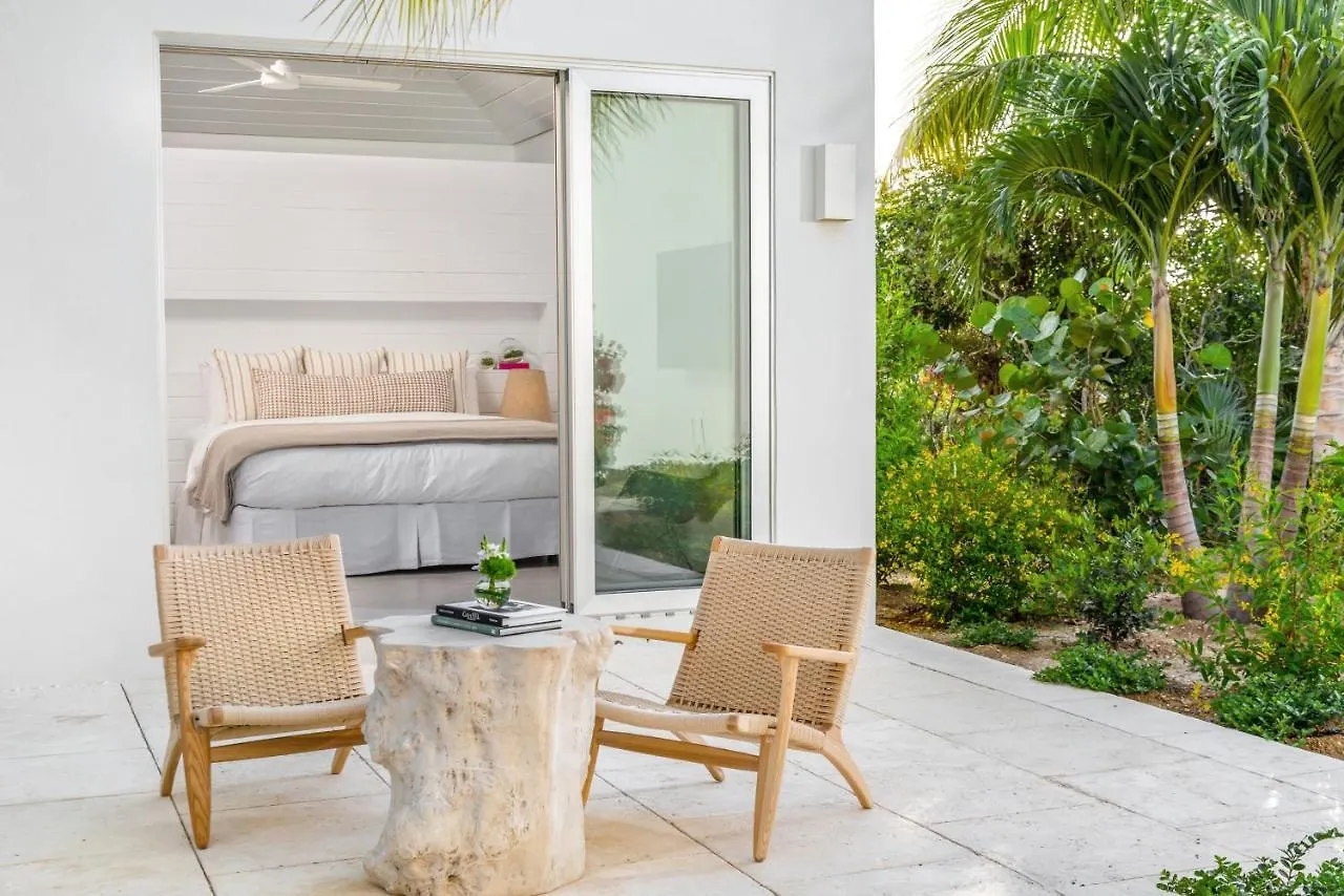 Beach Enclave Grace Bay Resort