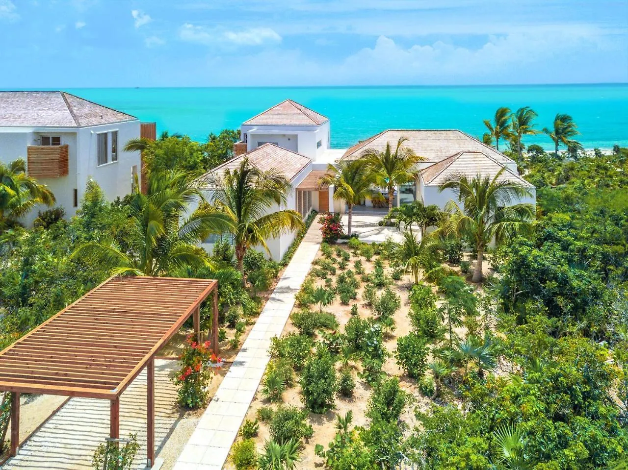 Beach Enclave Grace Bay