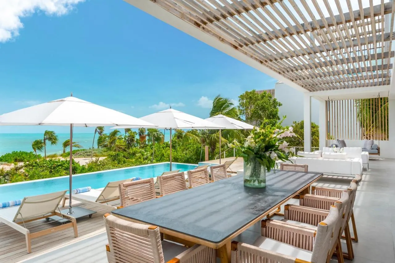 Beach Enclave Grace Bay