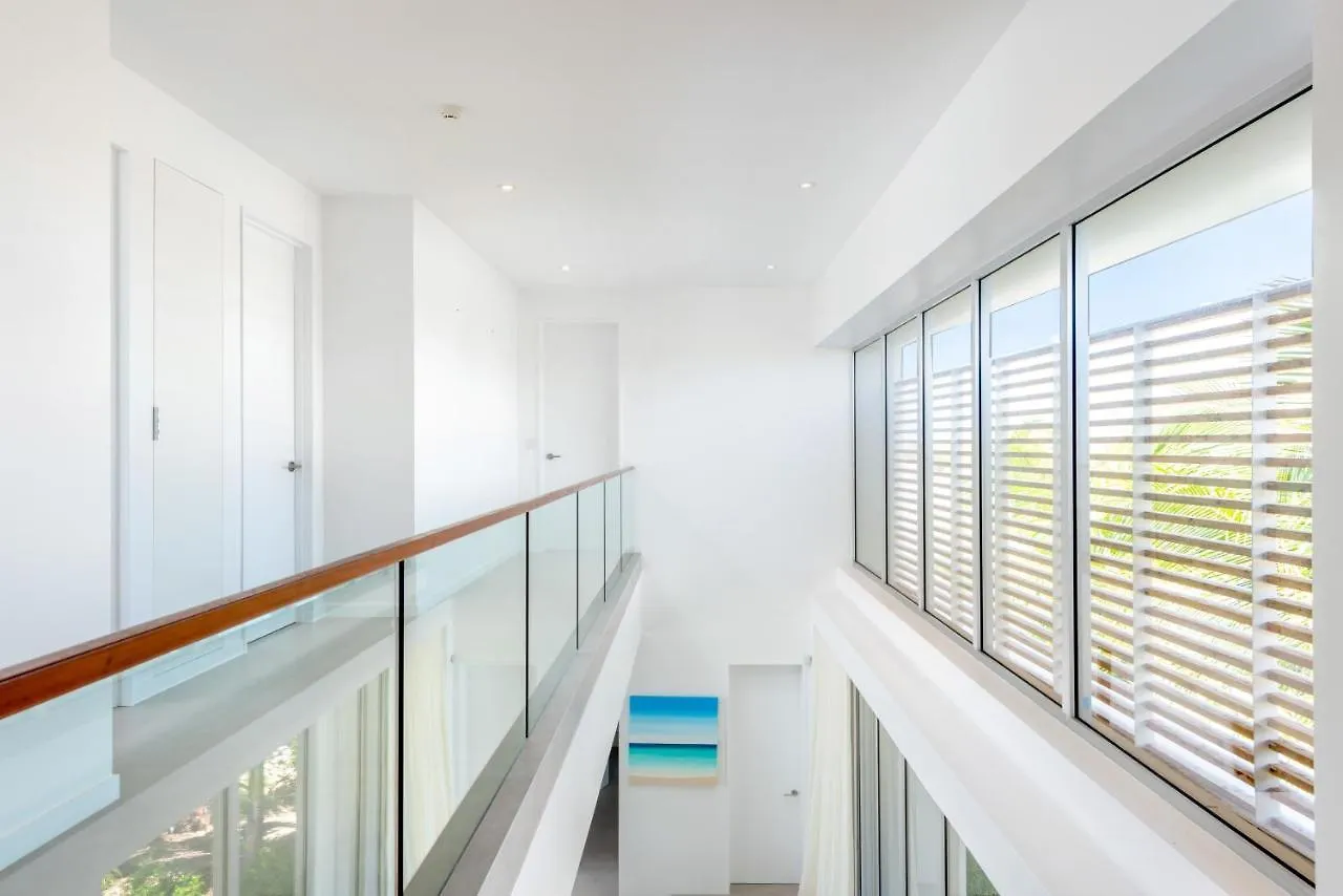 Beach Enclave Grace Bay