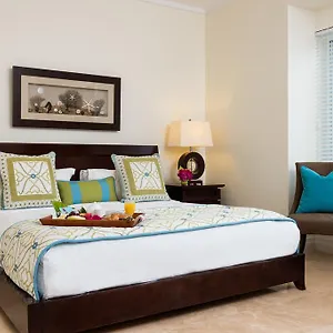 Resort West Bay Club, Grace Bay
