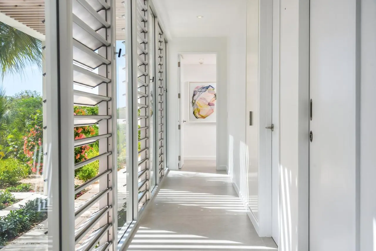Beach Enclave Grace Bay